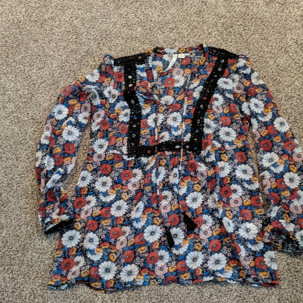 Lauren Conrad Blouse